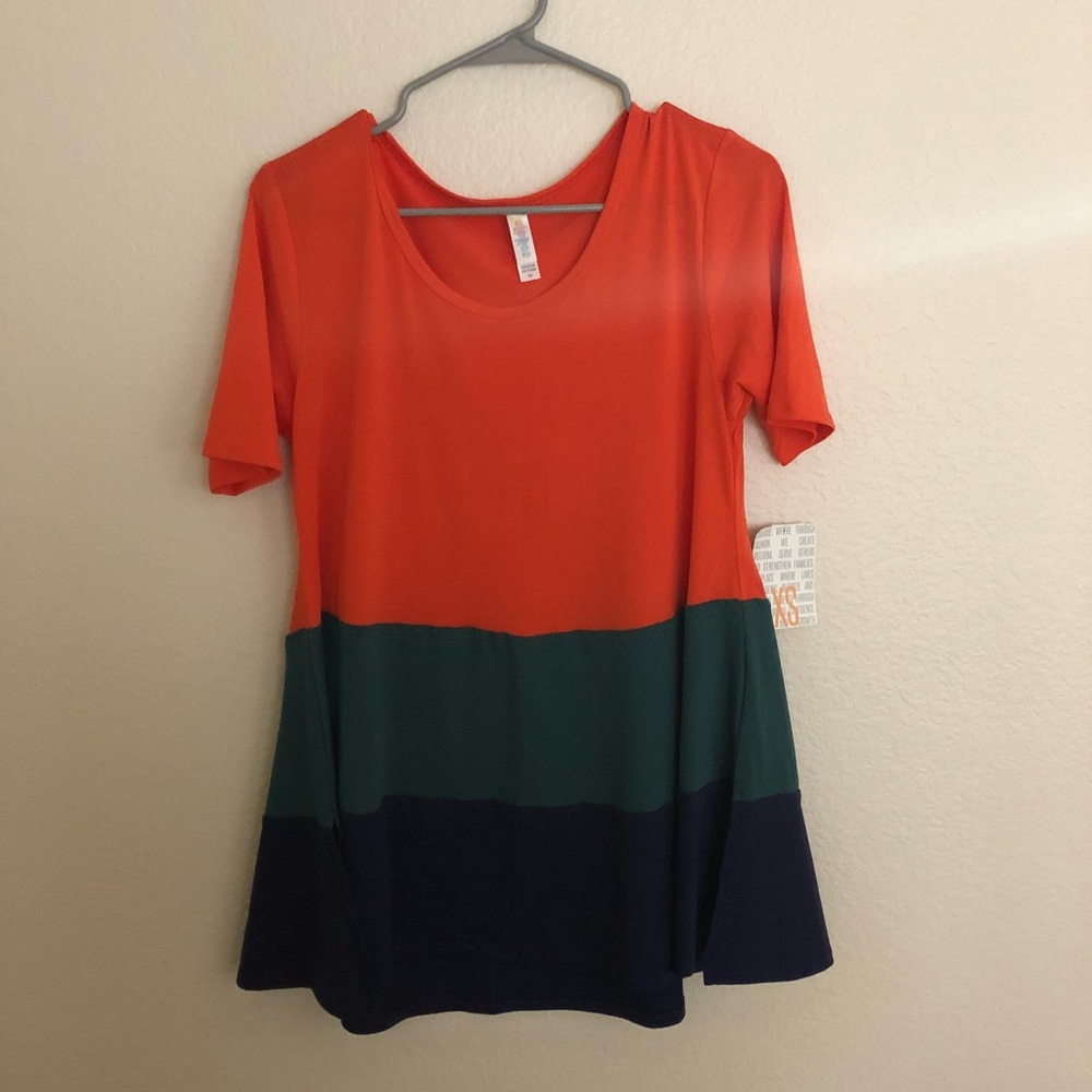 Perfect tee LuLaRoe
